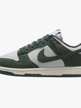 Nike Dunk Low in Vintage Green and White